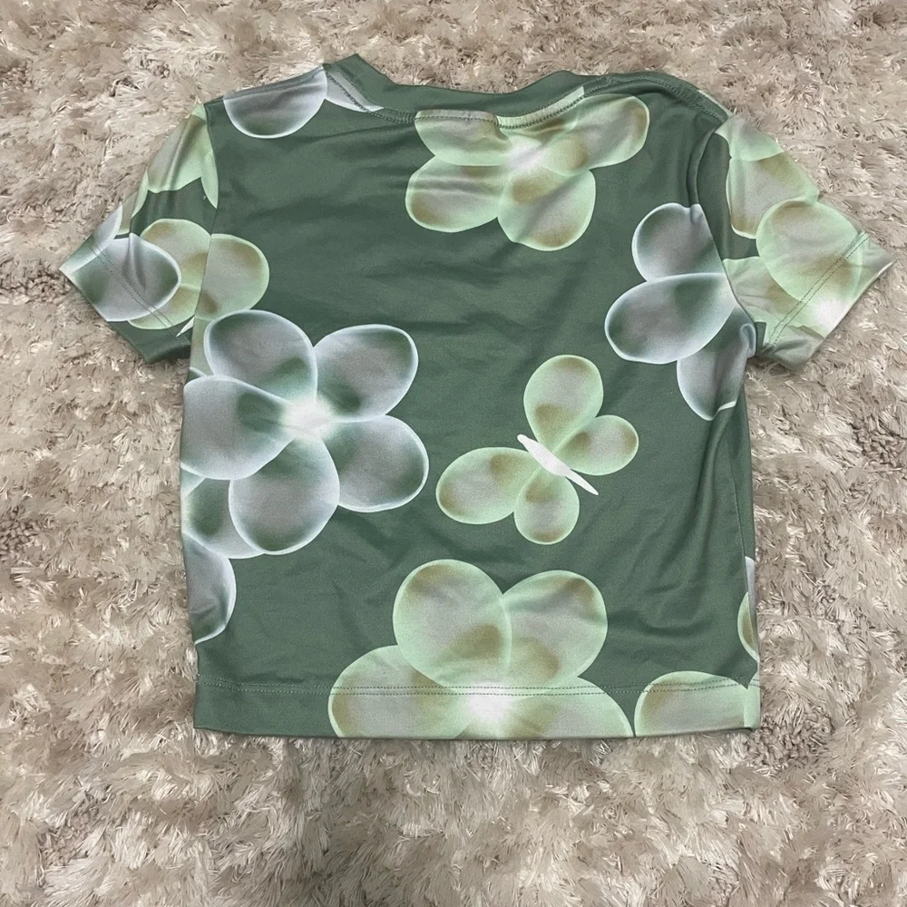Green Patterned Crop Top - Picture 4 of 5
